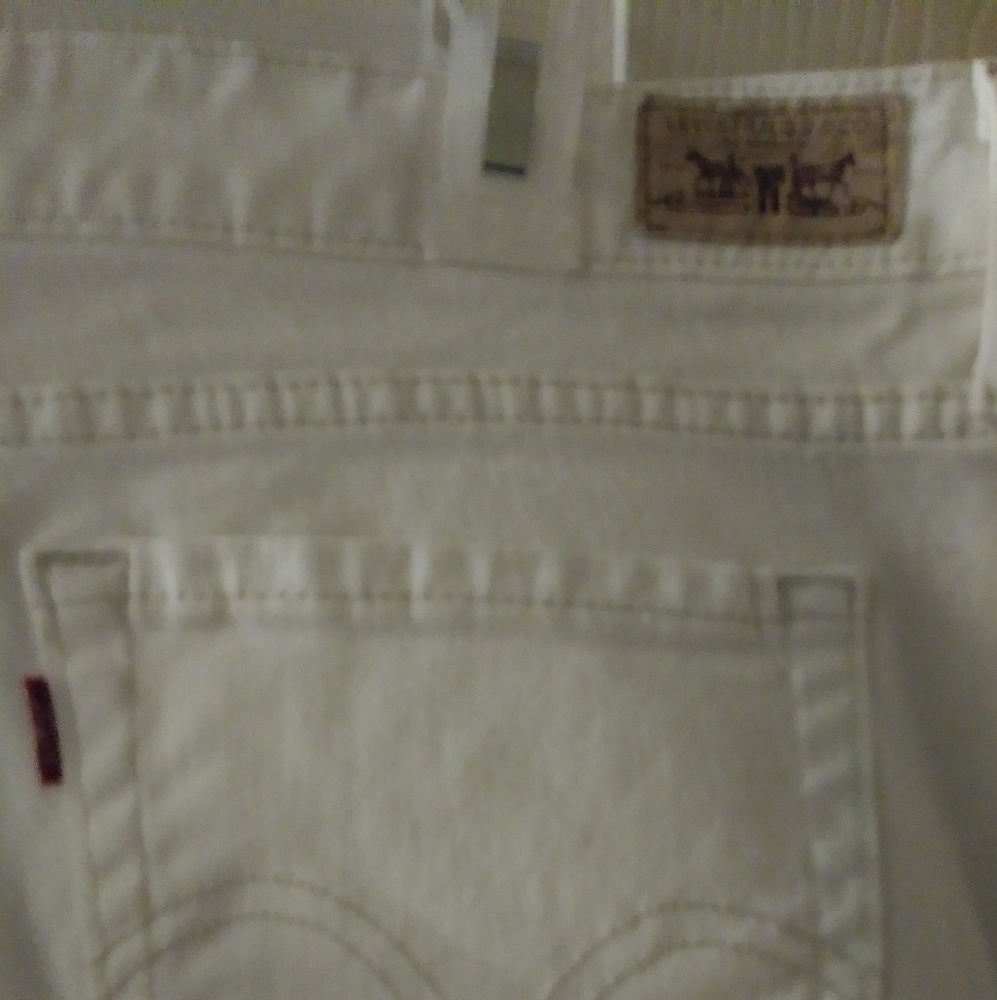 Levi jeans